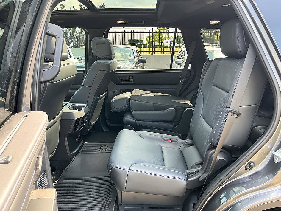Used 2026 Toyota Sequoia Platinum AWD/4WD image 25