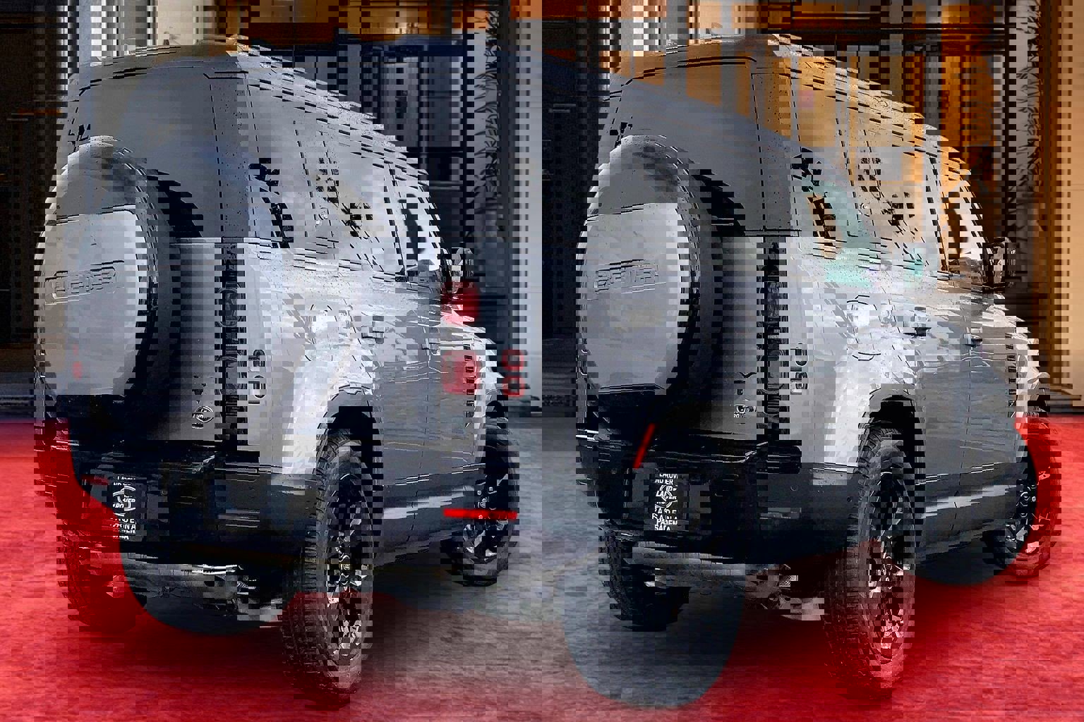 Used 2023 Land Rover Defender 110 SE image 12