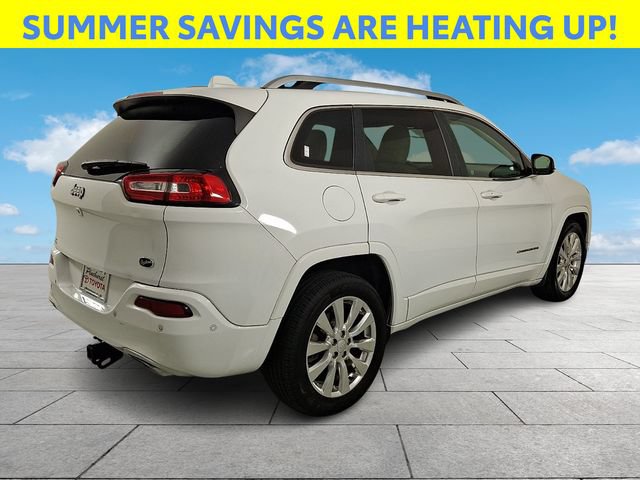 Used 2017 Jeep Cherokee Overland w/ Technology Group FWD image 8