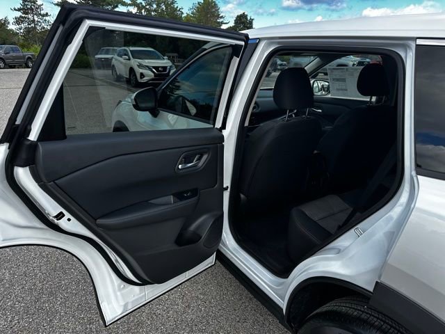 New 2026 Nissan Rogue SV image 19