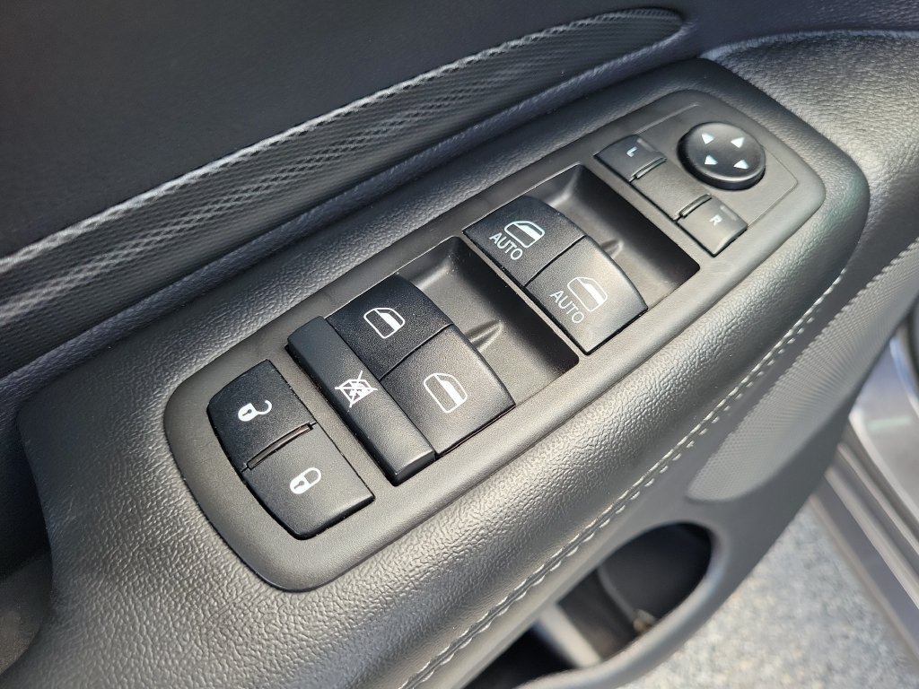 Used 2021 Dodge Durango GT RWD image 13
