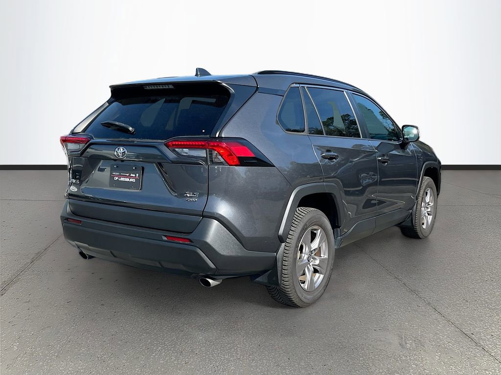 Used 2022 Toyota RAV4 XLE image 7