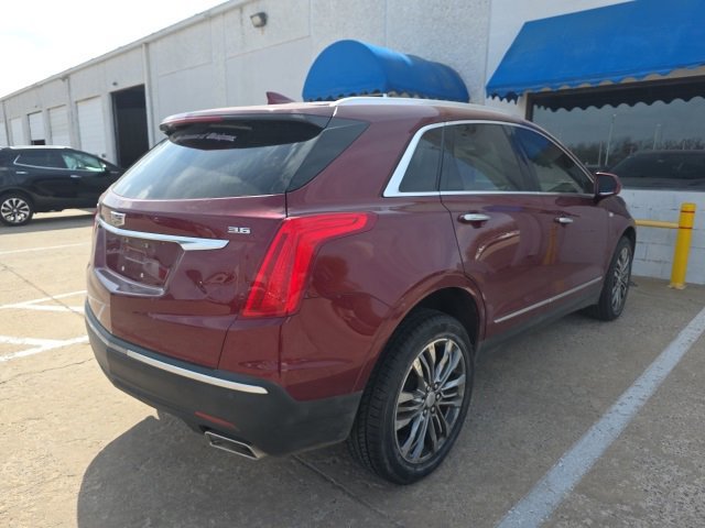 Used 2018 Cadillac XT5 Premium Luxury image 5