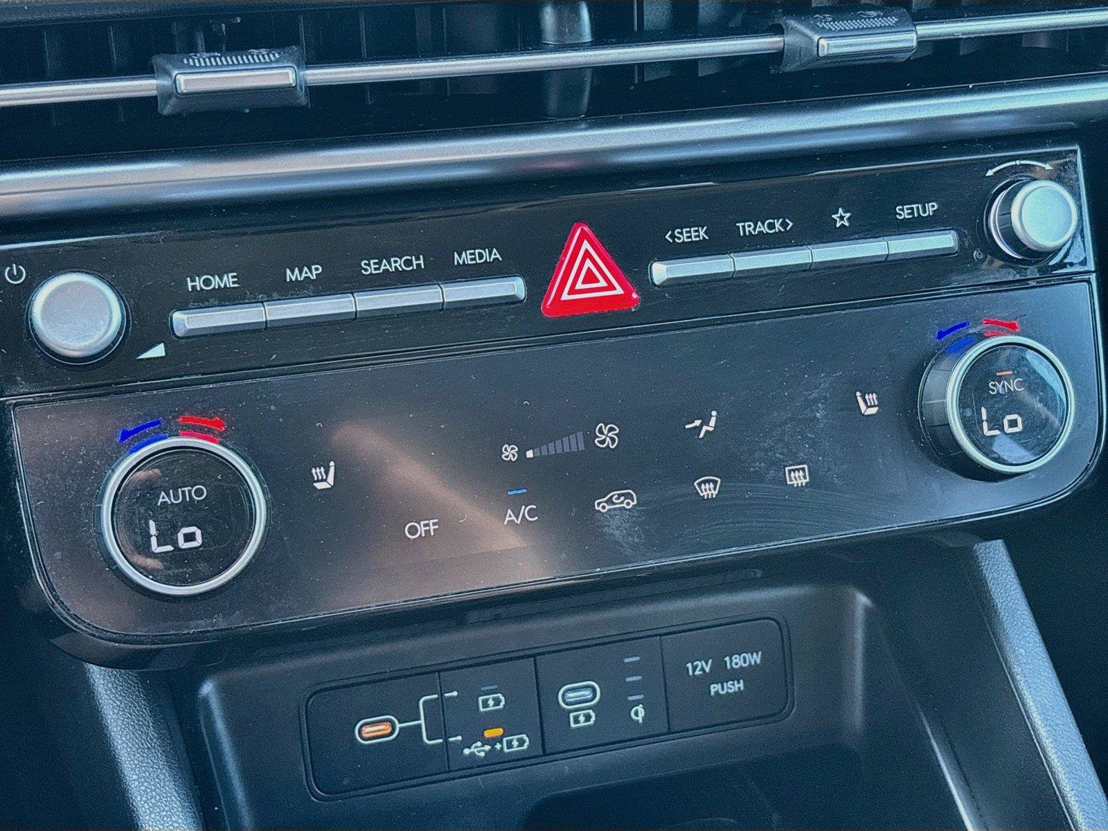 Certified 2025 Hyundai Tucson SEL AWD/4WD image 9