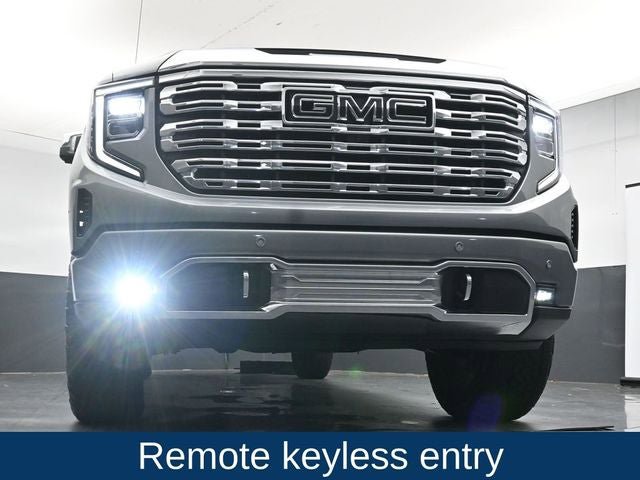 Used 2024 GMC Sierra 1500 Denali w/ Technology Package AWD/4WD image 28