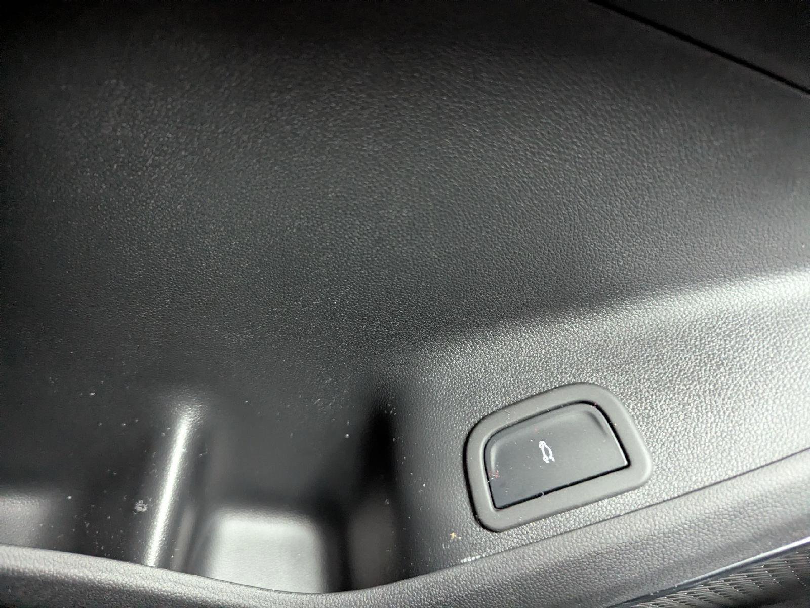 New 2026 Chevrolet Traverse Z71 w/ Enhanced Driving Package image 39