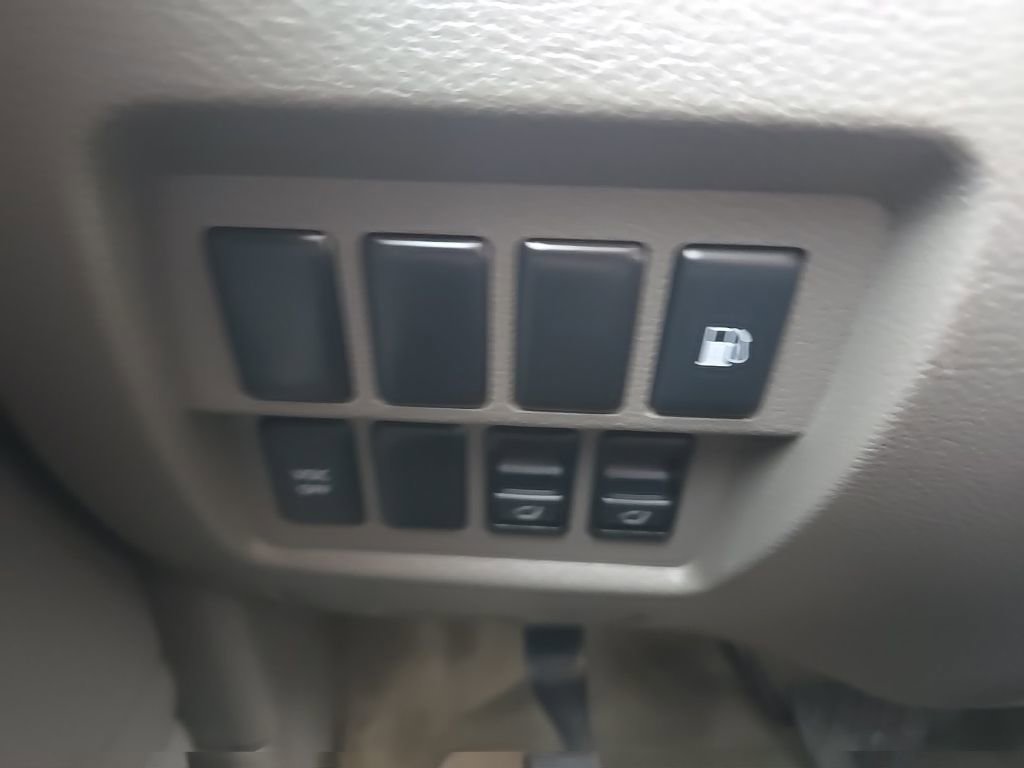 Used 2010 Nissan Murano SL w/ Leather Pkg image 12