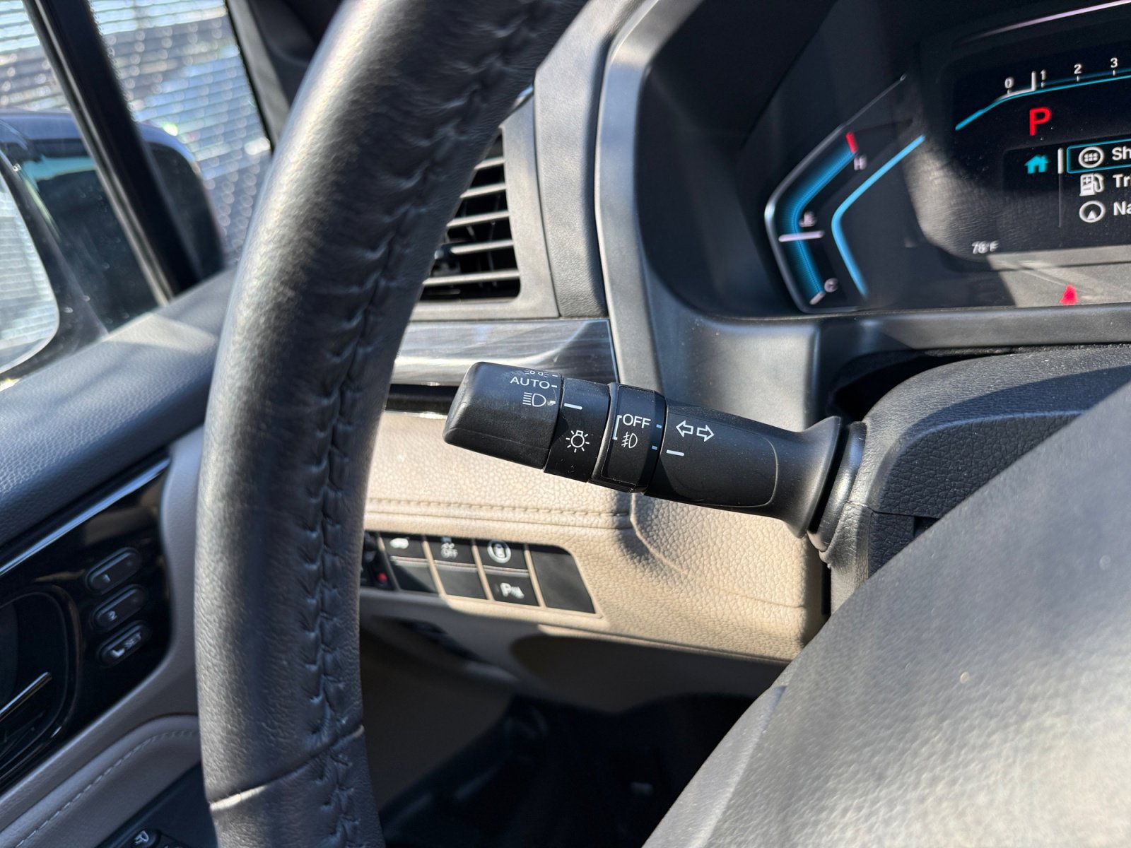 Used 2023 Honda Odyssey Elite image 21