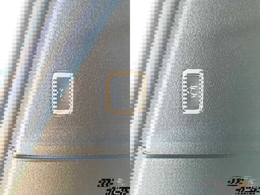 New 2026 Chrysler Pacifica Limited w/ S Appearance Package image 33