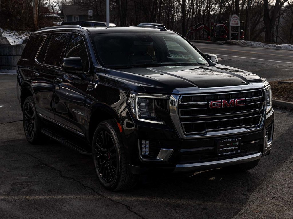 Used 2023 GMC Yukon SLT image 3