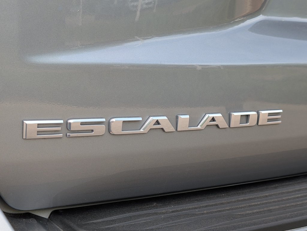 Certified 2025 Cadillac Escalade ESV Sport Platinum RWD image 11