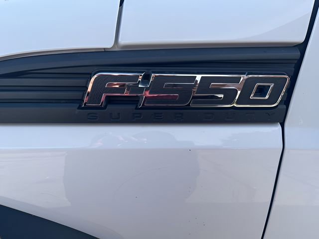 Used 2016 Ford F550 4x4 Regular Cab Super Duty image 7