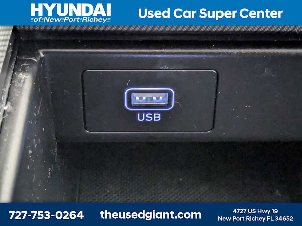 Used 2025 Hyundai Palisade SE FWD image 28