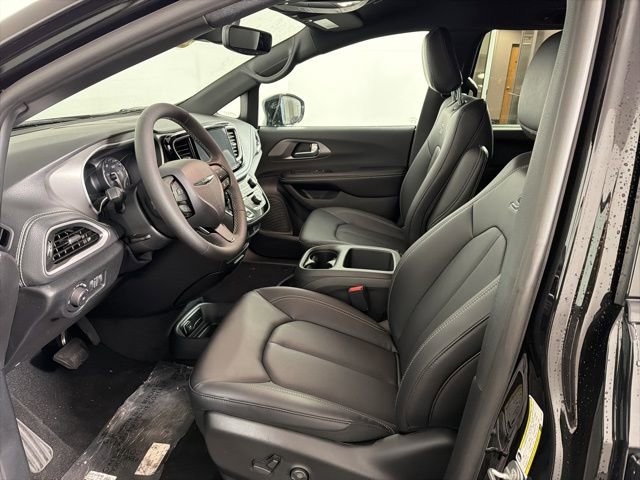 New 2026 Chrysler Pacifica Select w/ S Appearance Package AWD/4WD image 12