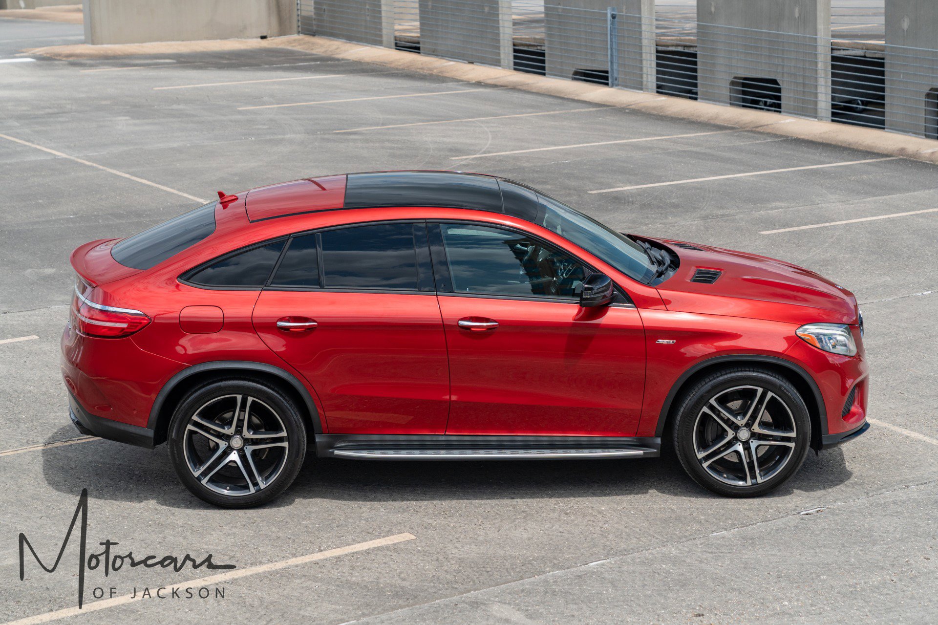Used 2016 Mercedes-Benz GLE 450 4MATIC Coupe w/ Parking Assist Package image 33