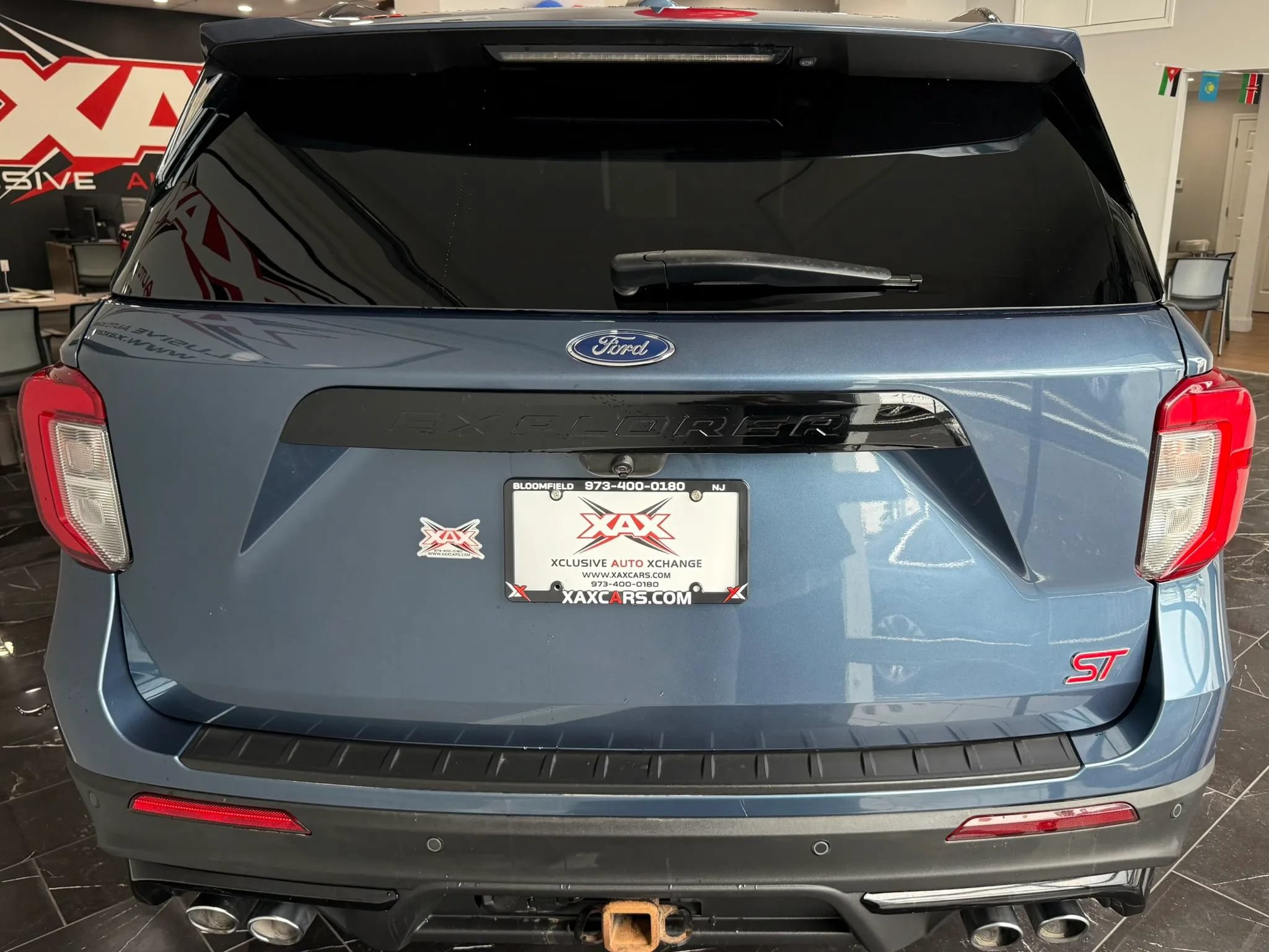 Used 2020 Ford Explorer ST AWD/4WD image 5