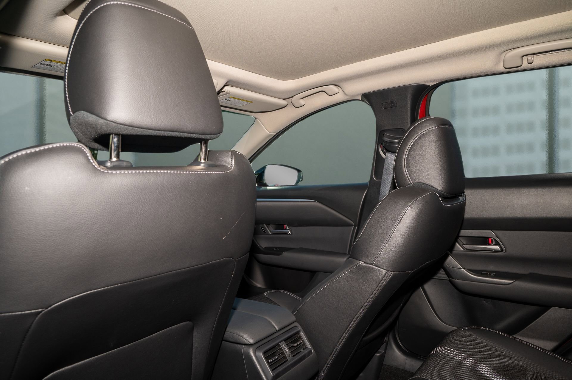 Used 2025 MAZDA CX-50 AWD 2.5 S w/ Weather Package image 18