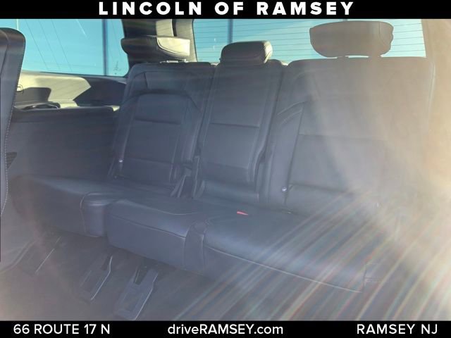 Used 2025 Lincoln Navigator Reserve w/ Jet Appearance Package image 23