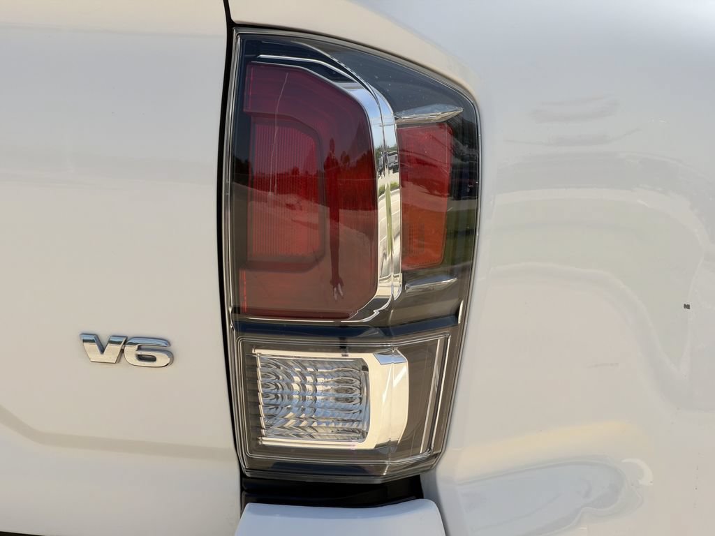 Used 2023 Toyota Tacoma Limited RWD image 11