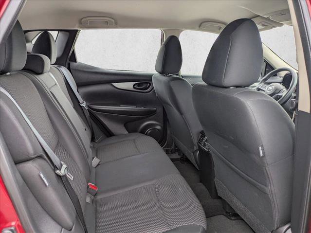 Used 2021 Nissan Rogue Sport S image 23