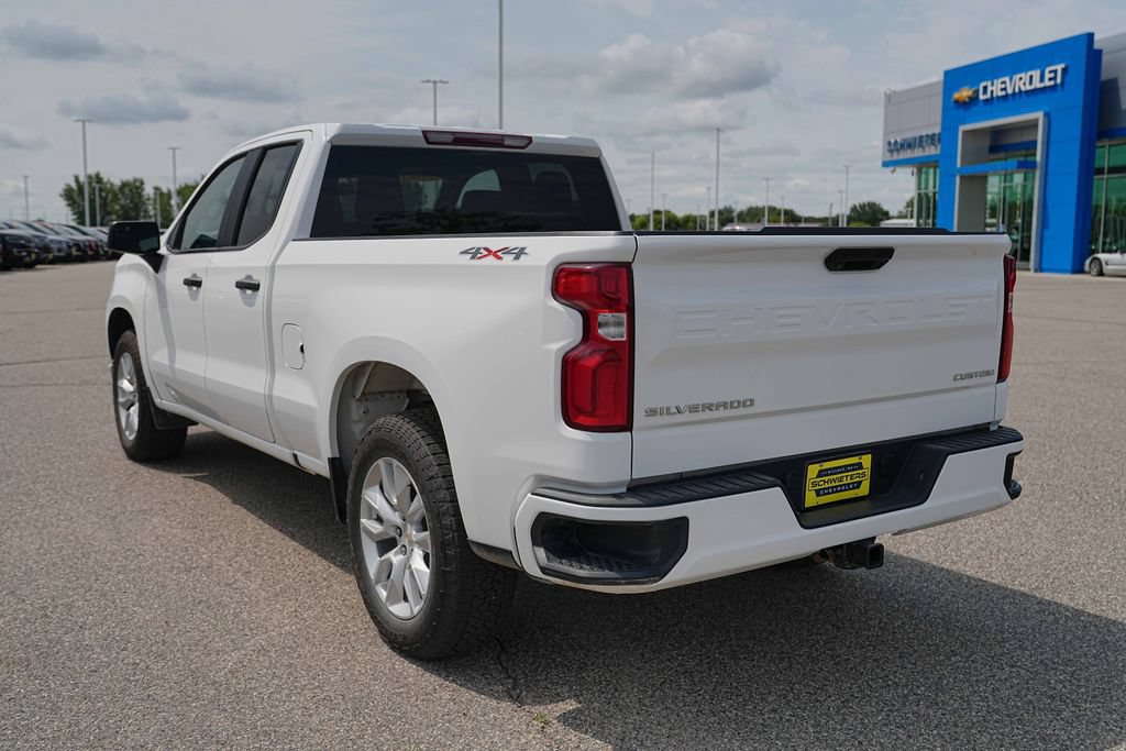 Used 2020 Chevrolet Silverado 1500 Custom w/ Trailering Package AWD/4WD image 8