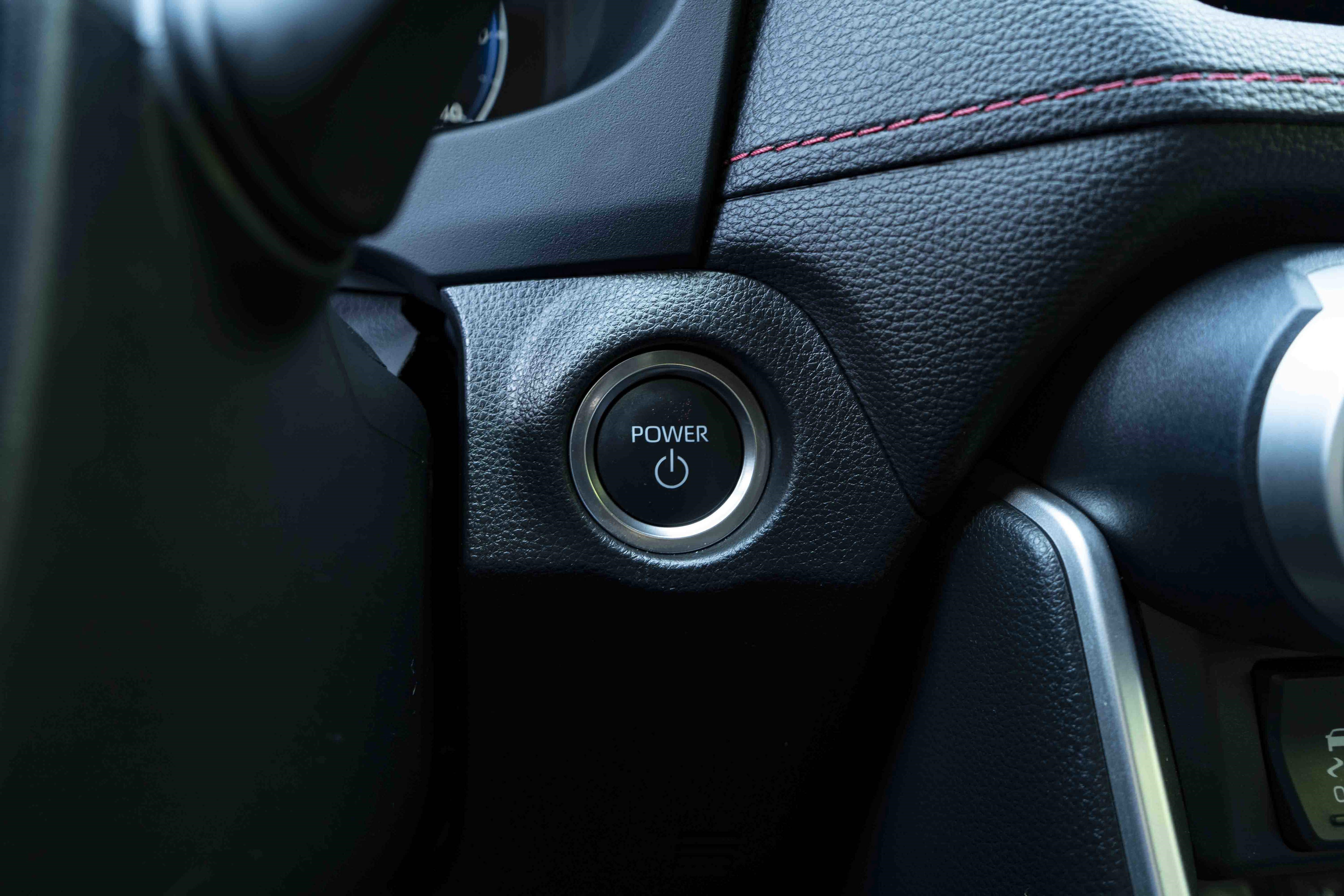 Used 2025 Toyota RAV4 XSE w/ Weather Package image 25