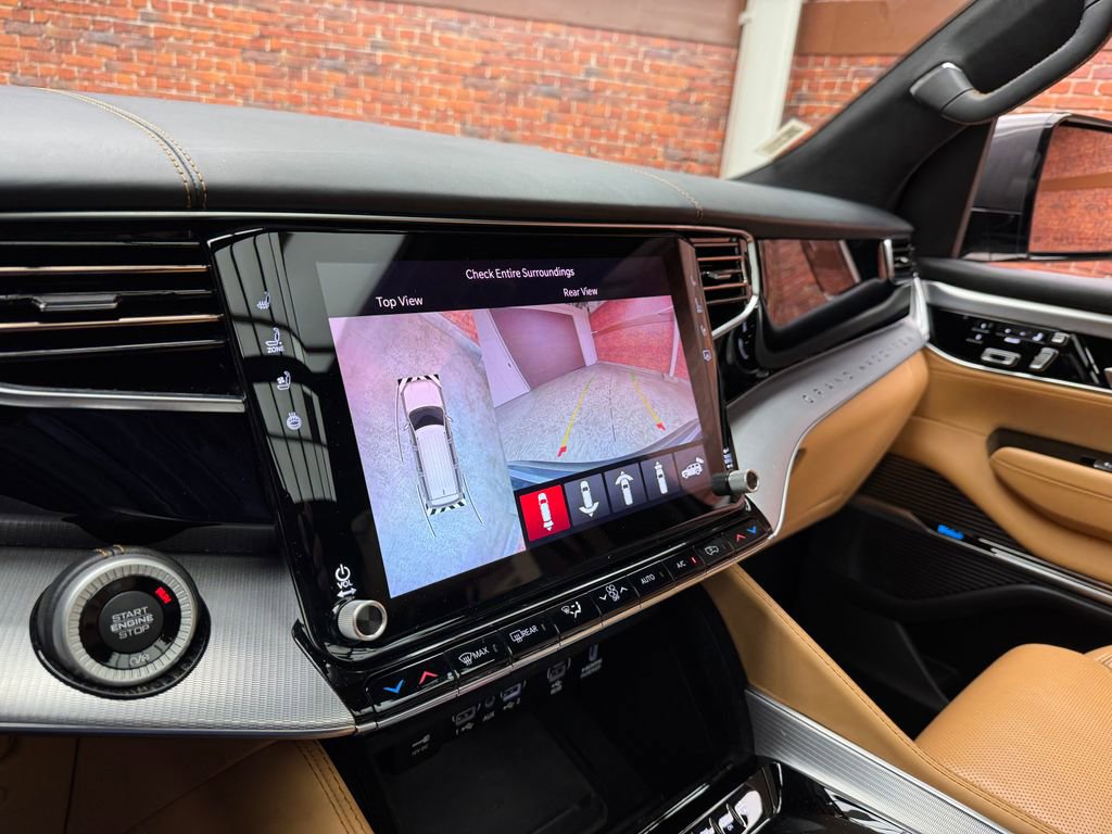 Used 2022 Jeep Grand Wagoneer Series III w/ Rear Seat Video Group 1 AWD/4WD image 20