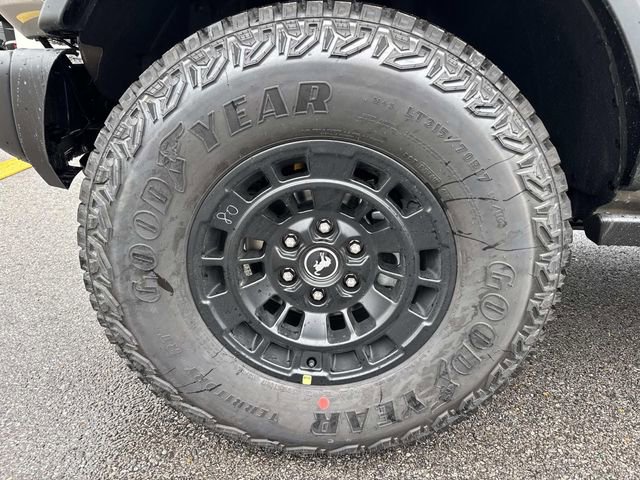 New 2026 Ford Bronco Badlands image 9