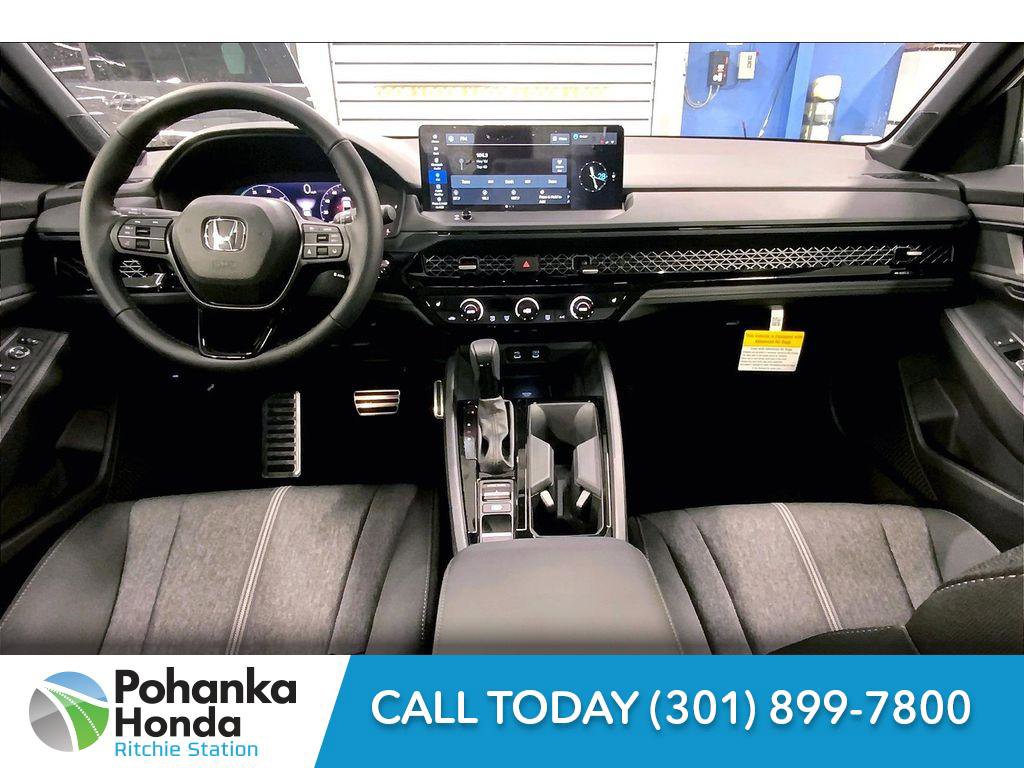 Used 2025 Honda Accord Sport image 7
