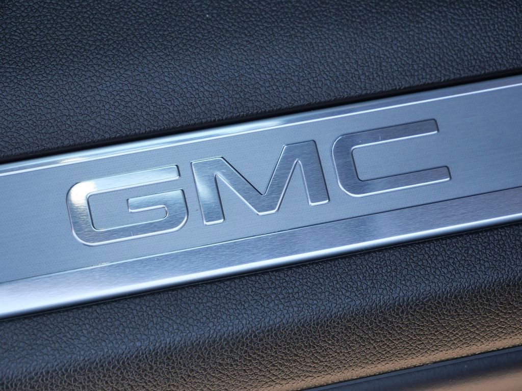 New 2026 GMC Yukon Elevation image 26