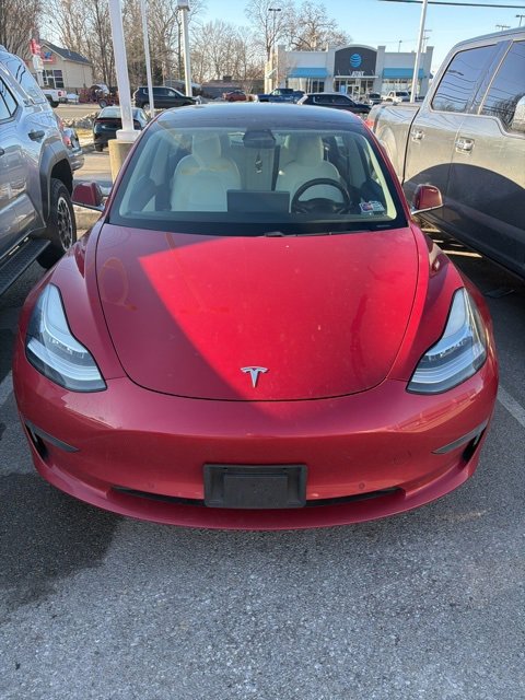 Used 2020 Tesla Model 3 Standard Range Plus image 2