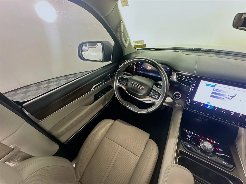 Used 2022 Jeep Grand Wagoneer Series I w/ Flexible Seating Group image 9