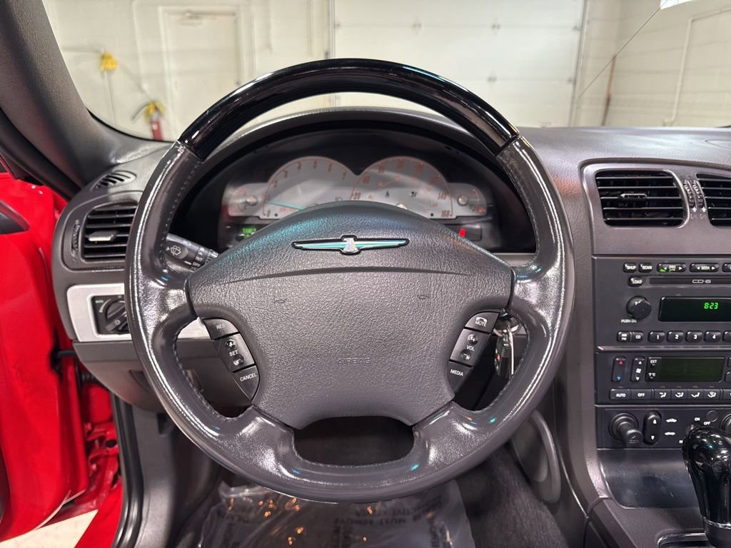 Used 2002 Ford Thunderbird image 13