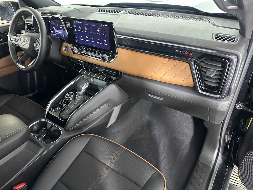 Used 2025 GMC Canyon AT4 AWD/4WD image 34