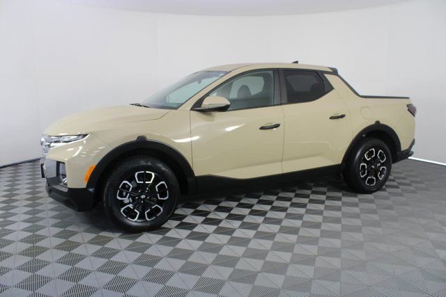 Used 2024 Hyundai Santa Cruz SEL image 2