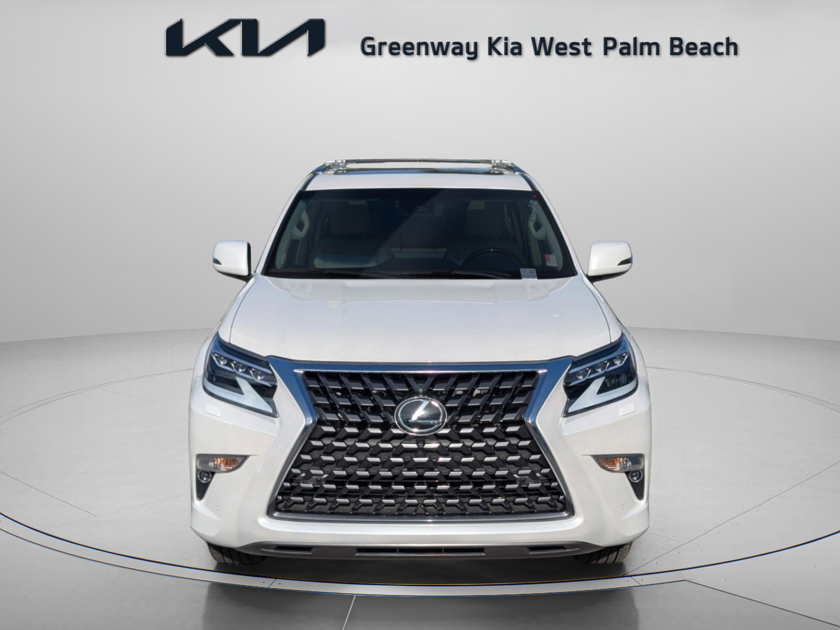 Used 2023 Lexus GX 460 Premium w/ Premium Plus Package image 2