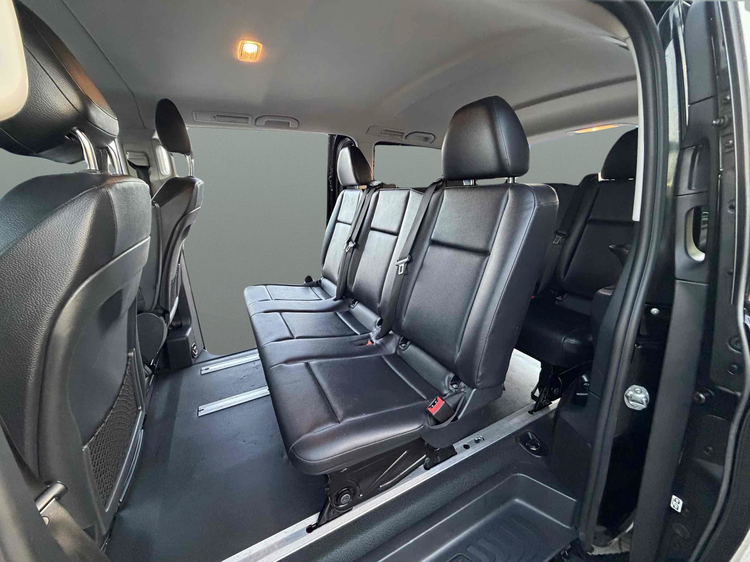 Used 2019 Mercedes-Benz Metris Passenger image 11