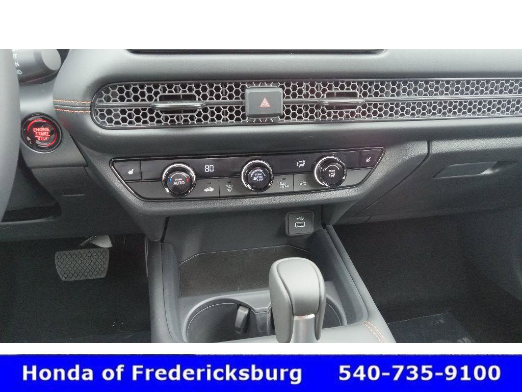 Certified 2025 Honda HR-V Sport image 24