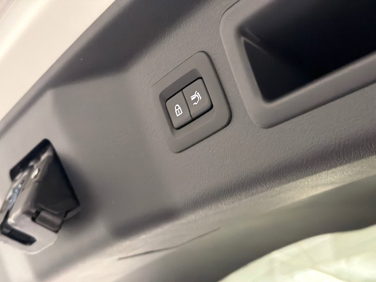 New 2026 MAZDA CX-90 Plug-In Hybrid w/ Premium Plus image 9