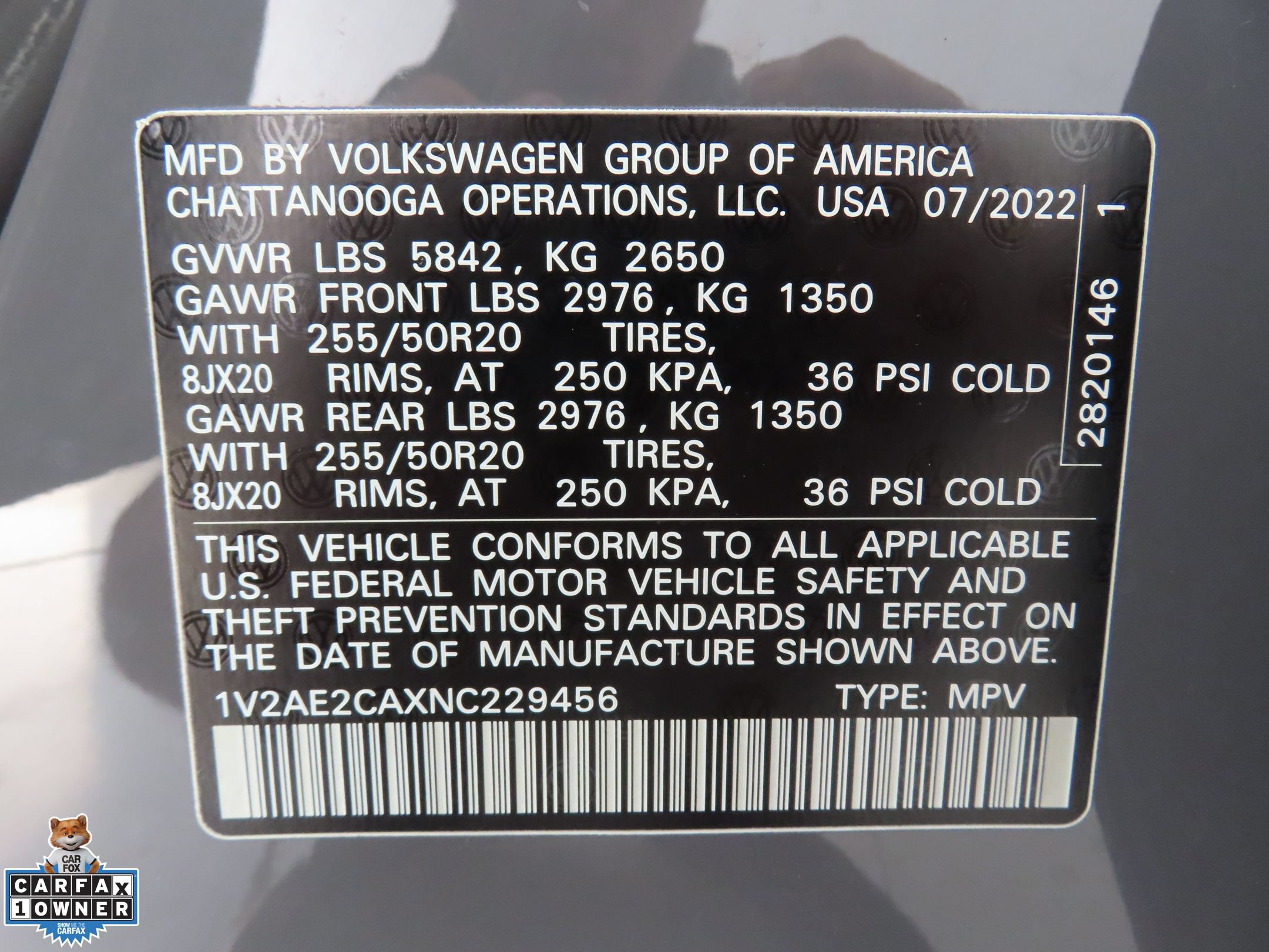 Used 2022 Volkswagen Atlas Cross Sport SEL R-Line AWD/4WD image 31