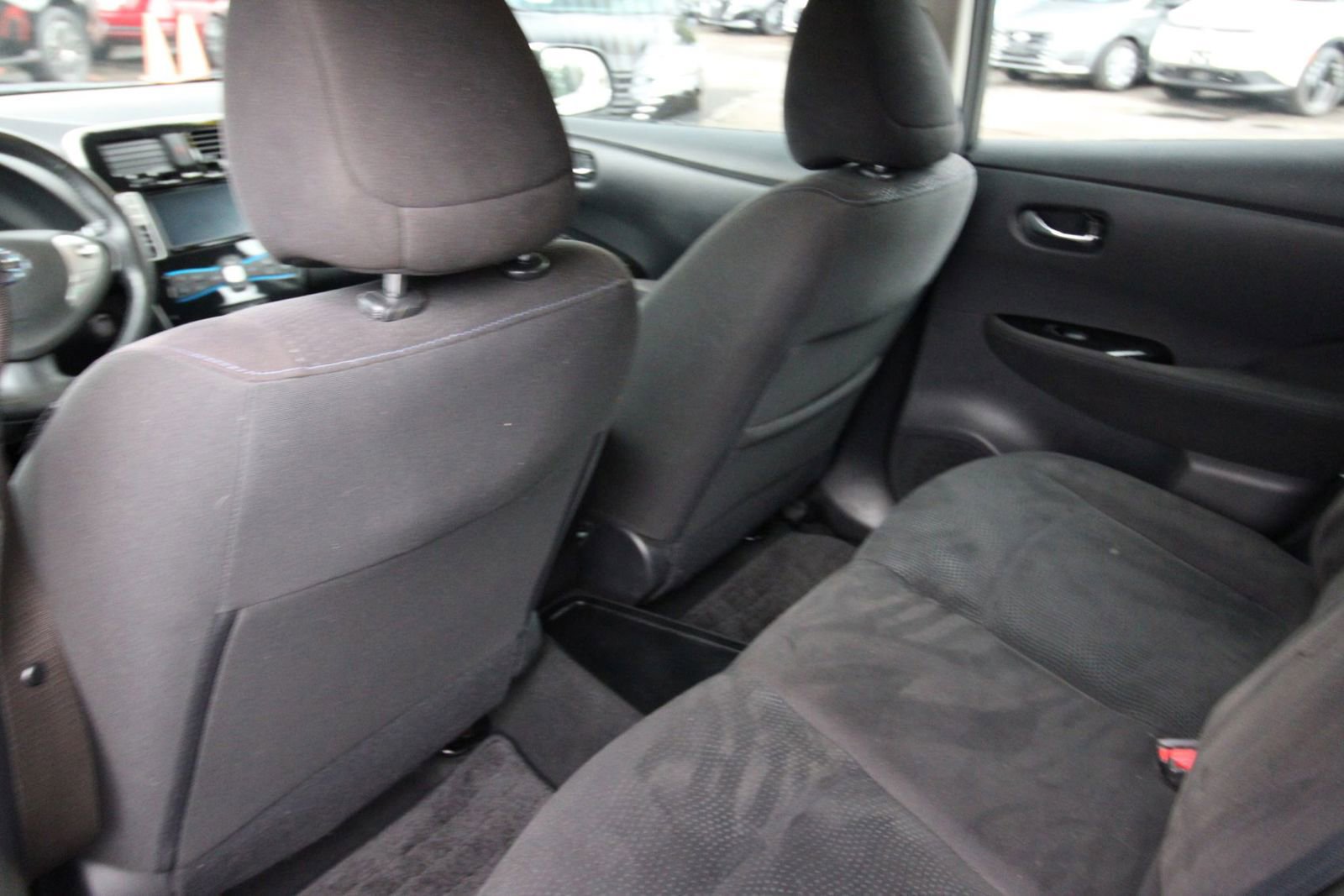 Used 2016 Nissan Leaf SV image 26