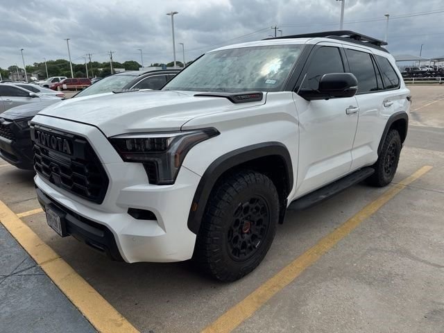 Used 2023 Toyota Sequoia TRD Pro AWD/4WD image 3