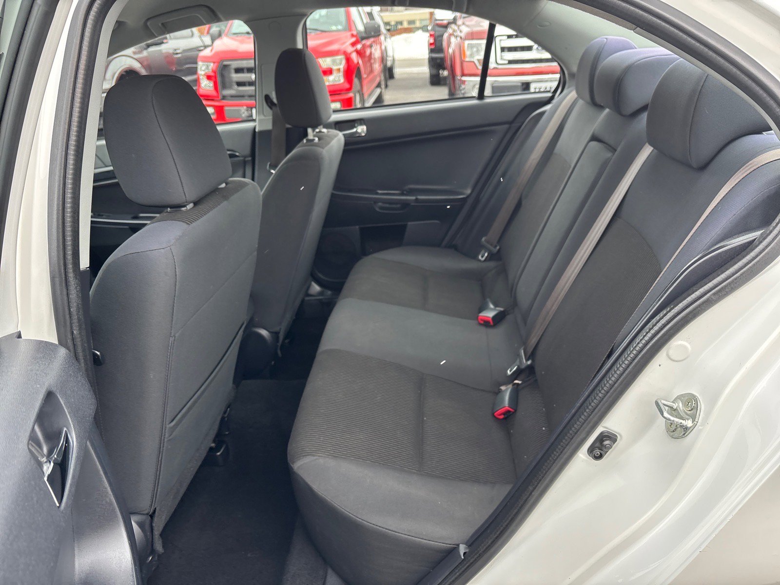 Used 2017 Mitsubishi Lancer ES image 12