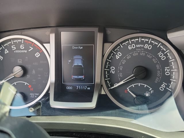 Used 2021 Toyota Tacoma SR5 RWD image 16