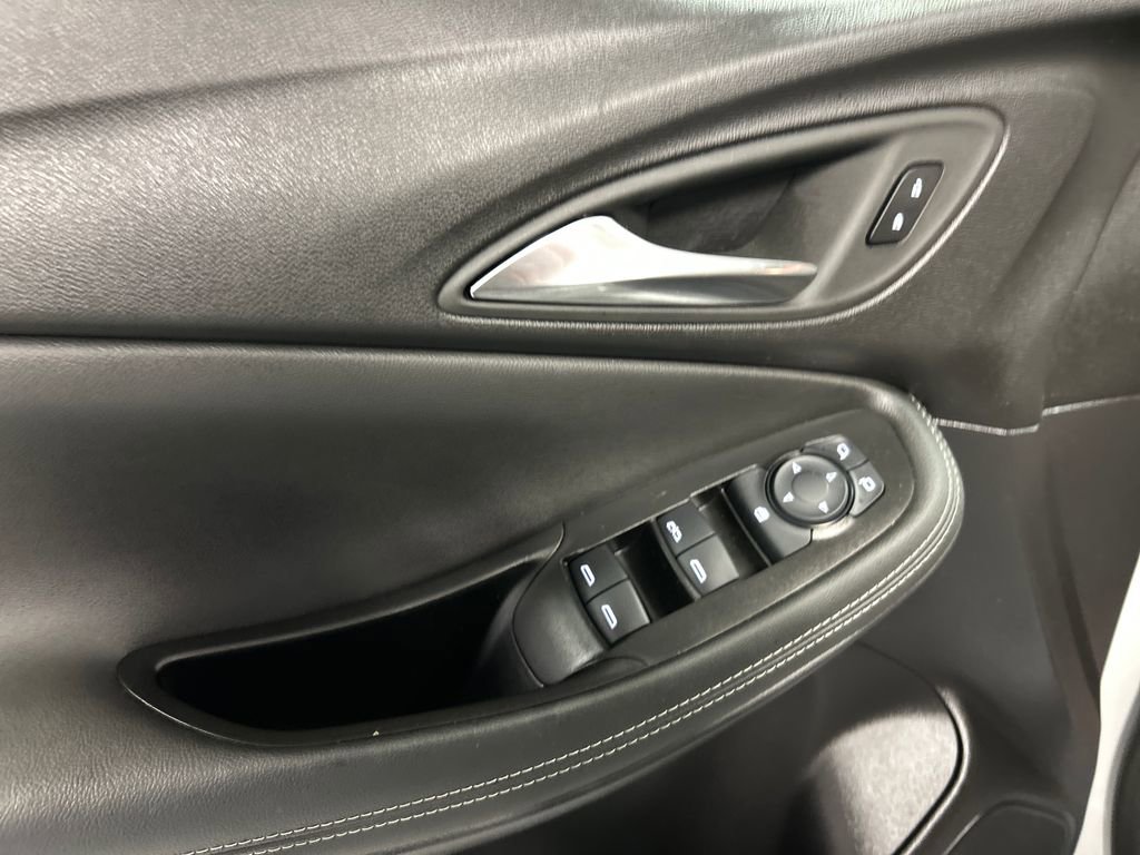 Used 2026 Buick Encore GX Preferred w/ Advanced Technology Package image 14