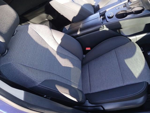 Used 2022 Nissan Rogue S image 23