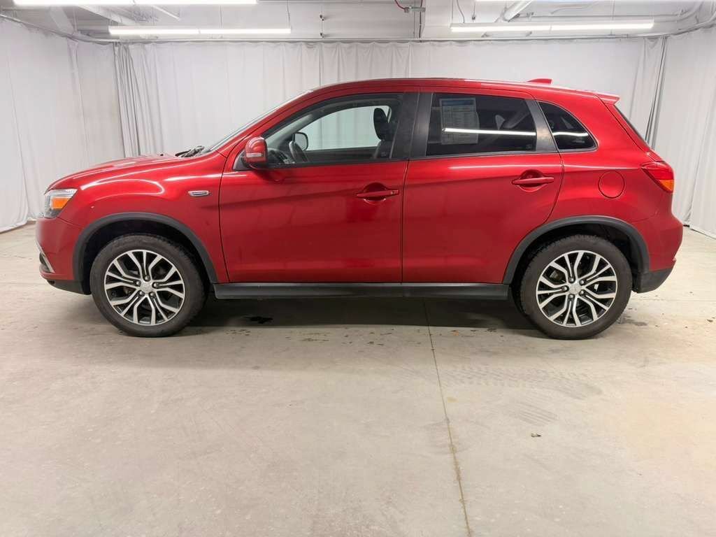 Used 2019 Mitsubishi Outlander Sport ES AWD/4WD image 9