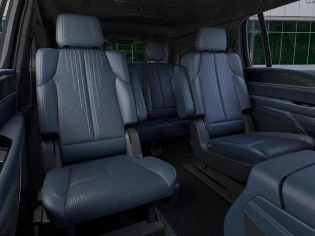 New 2025 Cadillac Escalade IQ Sport 2 w/ LPO, ONYX Package image 18
