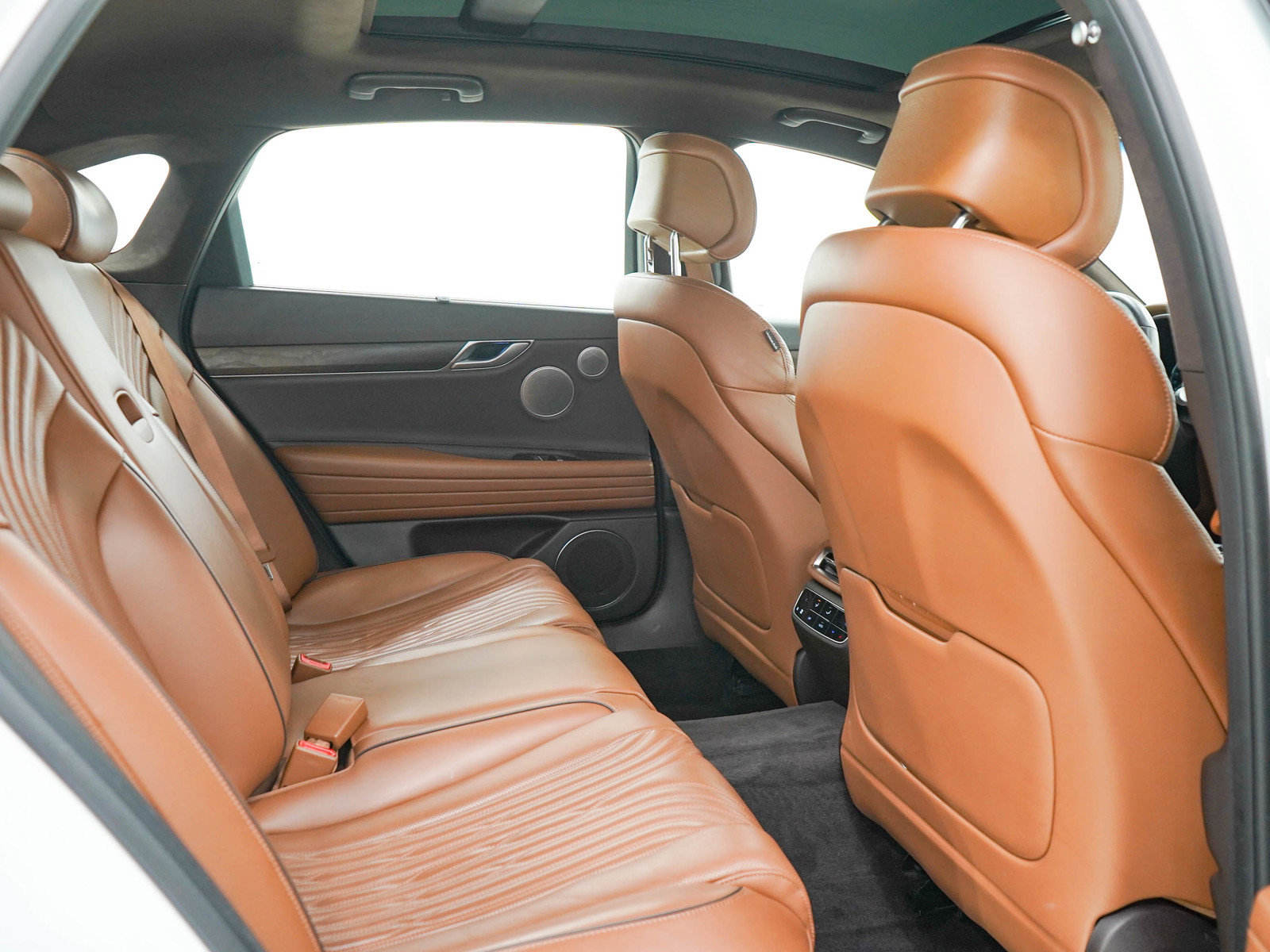 Used 2021 Genesis G80 3.5T AWD/4WD image 12
