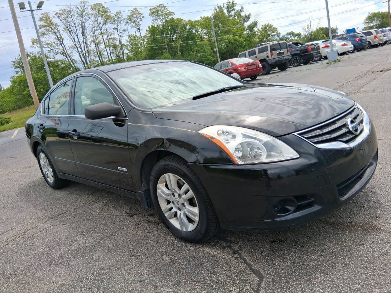 Used 2010 Nissan Altima Hybrid Sedan FWD image 3